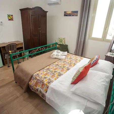 La Dimora Di Lulu Oda ve Kahvaltı 3*