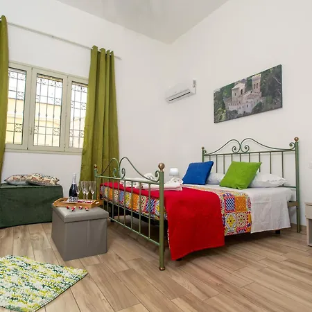 La Dimora Di Lulu Oda ve Kahvaltı